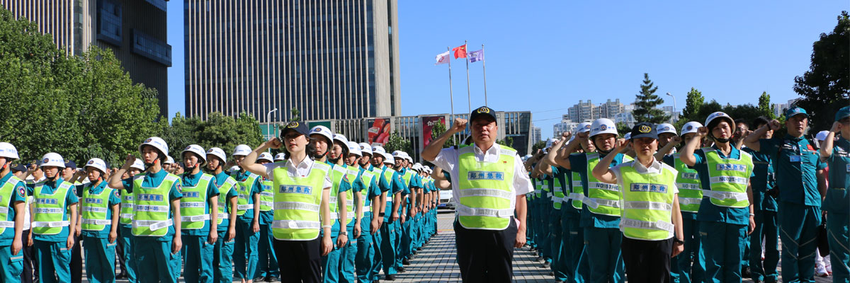 鄭州急救11輛急救車(chē)緊急馳援新鄉(xiāng)
