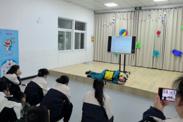 27號站：726期全民急救—惠濟區(qū)人民醫(yī)院—鄭程偉410.png